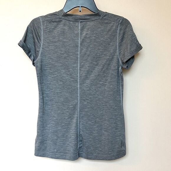 The North Face Shirt Women’s Small Gray Flash Dry Short Sleeve Pullover - Picture 2 of 8